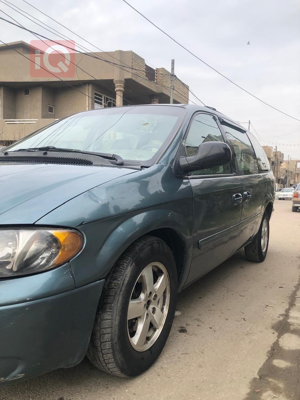 دودج كارافان